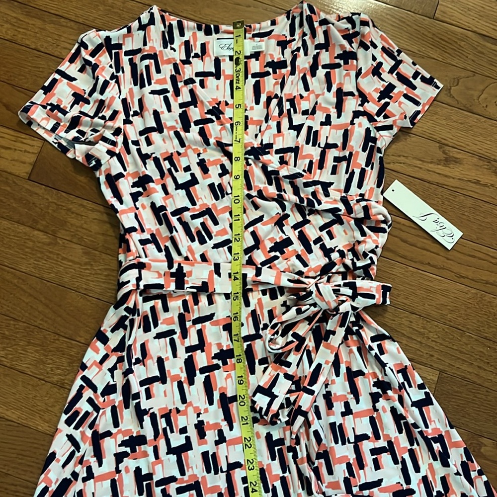 NWT Eliza J Surplice V-Neck Jersey Fit & Flare Dress Size 6 - Picture 10 of 16